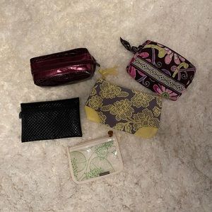 5 cosmetic bags